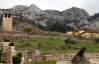 Мер першої столиці Албанії ходить в гості до городян