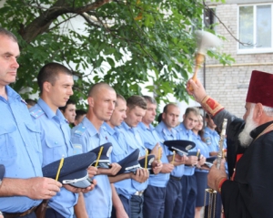 Врадіївських міліціонерів окропили святою водою