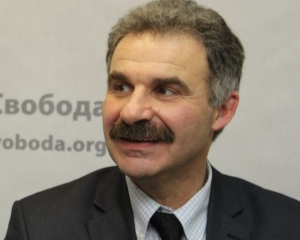 "Політика підтримки лише однієї конфесії захлинулась" - релігієзнавець