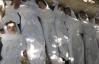 Шокирующие кадры: трупы тысячи погибших сирийцев складывали прямо на асфальт