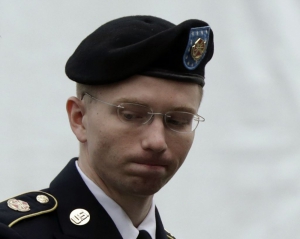 Інформатор WikiLeaks Меннінг написав листа Обамі з проханням про помилування