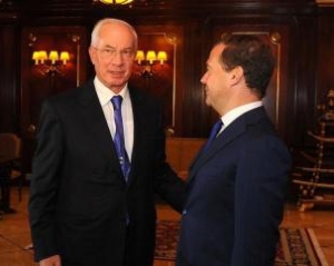 &quot;Спасибо за теплый прием, Дмитрий Анатольевич&quot; - обнародовали стенограмму встречи Медведева с Азаровым