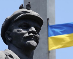 У Донецьку не прибиратимуть пам'ятник Леніну, бо "немає таких настроїв"