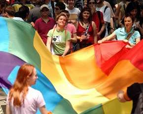 ЛГБТ активисты призвали ЕС поставить на повестку дня G20 права человека в России