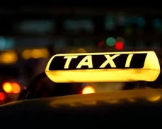 Чиновники Міндоходів чотири місяці кататимуться у таксі за 6,5 мільйона