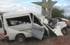 В Крыму автобус налетел на бетонную опору: погибли два человека, еще двое - травмированы