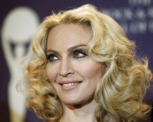 Мадонна призвала американские власти не проводить операцию в Сирии