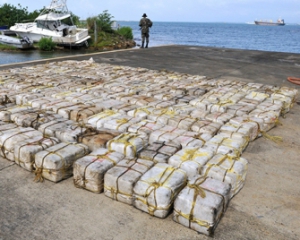 В Атлантиці затримали яхтсменів з 800 кілограмами кокаїну