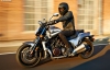 Мощь байка и интеллект спортивного мотоцикла - эффектный Yamaha VMAX 2014 