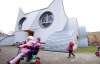 Здание, которое выглядит как кошка - необычный детский сад в Германии 