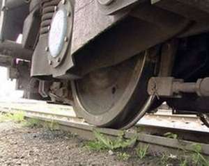 На Вінниччині потяг збив 48-річного чоловіка, коли він ніс відра з водою