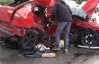 Фатальна ДТП у Києві: іспанську іномарку розірвало навпіл, водій загинув миттєво