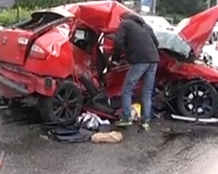 Роковое ДТП в Киеве: испанскую иномарку разорвало пополам, водитель погиб мгновенно