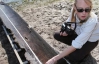 Американский мальчик нашел индейское каноэ на дне озера