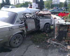 У Макіївці п&#039;яний на &quot;Жигулях&quot; виїхав на тротуар та збив на смерть двох пішоходів