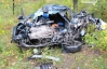 Смертельна ДТП на Дніпропетровщині: розбитий вщент "Chevrolet", перекинутий причіп "КамАЗу"