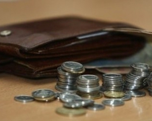 "Щоб підняти зарплати вчителям, треба скоротити їхню чисельність"