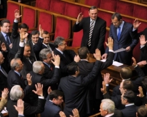 Депутати виділили на вибори в проблемних округах 20,6 млн грн