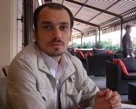 "Гитлер евреев не любил, и я не люблю" - милиционер помочился на львовянина