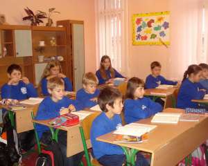 Майже третина маленьких українців вивчають російську як другу іноземну