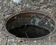 Зниклу в каналізації Львова дитину шукають вже у люках за містом