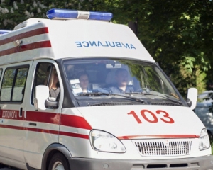 В Ровно шесть человек отравились рыбой из магазина