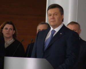 Министры Польши и Швеции срочно встретятся с Януковичем