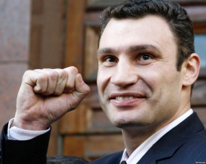 Кличко советуют добавить искренности к пафосу