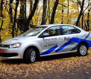 Мощные тормоза и хорошая управляемость: тест-драйв Volkswagen Polo sedan