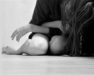На Вінниччині рецидивіст зґвалтував дівчинку на очах у 3-річного брата