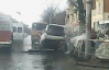 В Кривом Роге ВАЗ со всего разгона врезался в остановку, людей спасло чудо