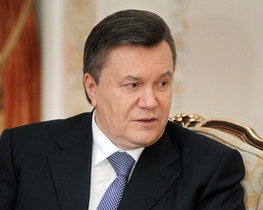 Мы не можем отказаться от сотрудничества с ТС через евроинтеграцию - Янукович