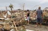 Мощный тайфун "Хайян" разрушил город Таклобан, уже почти 1,5 тыс. погибших