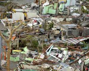 Влада Філіппін повідомила про 10 тисяч жертв тайфуну