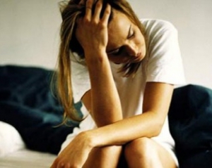 Прогулянки перед сном, сік гарбуза і відвар глоду — як позбавитись безсоння