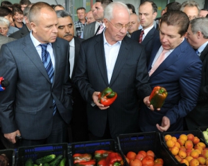 Азаров и Арбузов разошлись в прогнозе на бюджет-2014