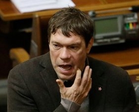 В Партии регионов бьют себя в грудь и не хотят "становиться на колени" перед Европой
