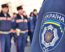 Милиция проверяет &quot;подозрительные&quot; автобусы, движущиеся в Киев