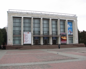 У Черкасах реконструюють драмтеатр, який півстоліття "не бачив" ремонту