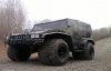 В Україні продають саморобний позашляховик розміром у вантажівку за 11 тисяч доларів