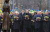 Янукович почтил память жертв Голодомора с Ющенко