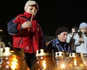 Во время минуты молчания в Черкассах футбольные фаны болели за &quot;Славутич&quot;