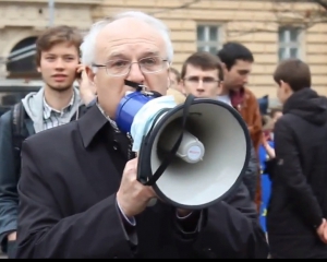 Ректор Львовского университета призвал студентов ехать в Киев на протест