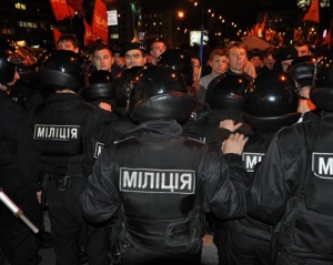 Милиция начала силовую зачистку на Евромайдане