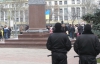 В Донецке протестующие не позволили коммунальщикам "похоронить революцию"