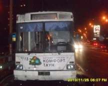 У Києві на ходу загорівся тролейбус з пасажирами