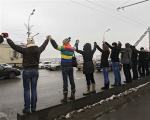 Євромайданці мають намір зробити живий ланцюг від Майдану до Європи