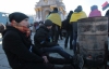 Евромайдан отстоял еще одну морозную ночь, сегодня ждут боя с титушкамы