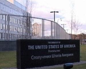 Посольство США осудило насилие на Евромайдане в Киеве