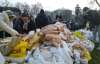 Киевляне несут на Евромайдан домашнюю еду и теплую одежду